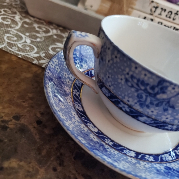 Grimwades tea cups and saucers - Picture 10 of 10